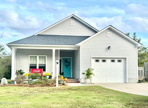 132 Chadwick Rd, Beaufort, NC, 28516-7817 | Card Image