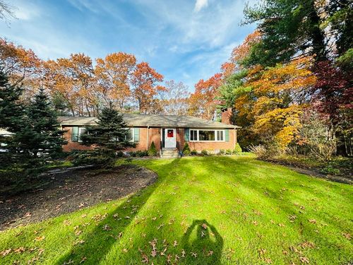 5 Crest Dr W, Dover, MA, 02030-1833 | Card Image