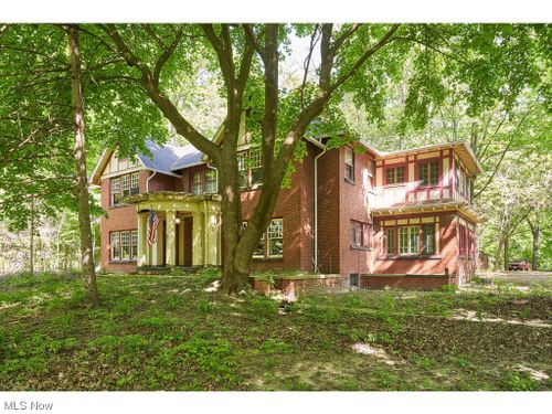 74 Maplewood Avenue, Akron, OH, 44313 | Card Image