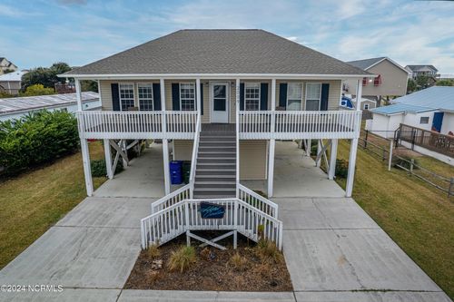 2009 2nd Street, Surf City, NC, 28445 | Card Image