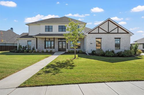 900 Glorietta Ave, McGregor, TX, 76657-1339 | Card Image