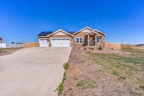 1437 N Chuckwagon Ln, Pueblo West, CO, 81007-1224 | Card Image