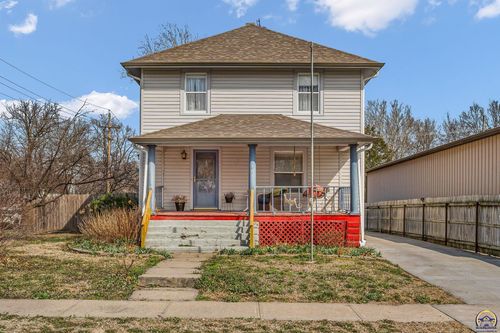 502 Orange St, Rossville, KS, 66533-9849 | Card Image