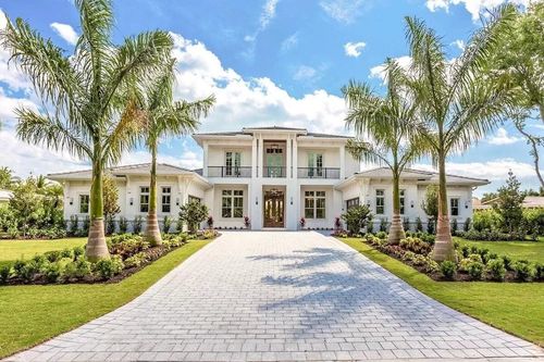 680 Longview Drive, LONGBOAT KEY, FL, 34228 | Card Image