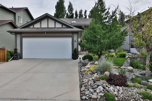 19 Firelight Way W, Lethbridge, AB, T1J4W1 | Card Image