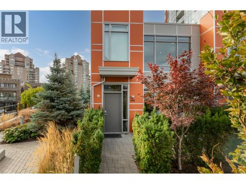 105-1151 Sunset Dr, Kelowna, BC, V1Y0G2 | Card Image