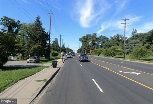 5152 Saint Barnabas Rd, TEMPLE HILLS, MD, 20748-5856 | Card Image