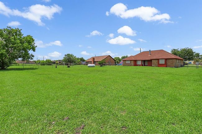 4614 Joe Patch Rd, House other with 3 bedrooms, 2 bathrooms and 2 parking in Baytown TX | Image 7