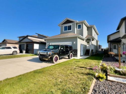 10207 126 Avenue, Grande Prairie, AB, T8V6J3 | Card Image