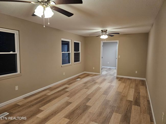 1724 Euchee Chapel Rd, House other with 5 bedrooms, 3 bathrooms and null parking in Spring City TN | Image 8
