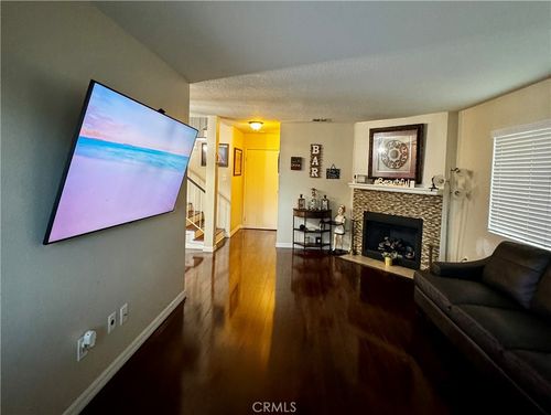 11873 Seneca Way, Chino, CA, 91710-1988 | Card Image