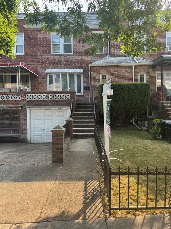 33rd St, Brooklyn, NY 11234