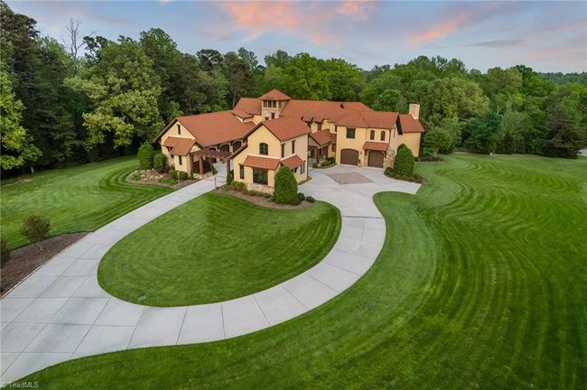 3220 N Old Greensboro Rd, House other with 5 bedrooms, 8 bathrooms and null parking in High Point NC | Image 5