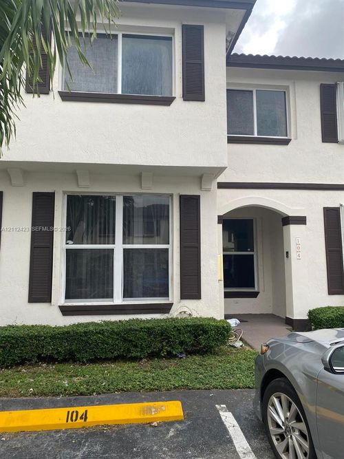 104-8555 Sw 152nd Ave, Miami, FL, 33193-4107 | Card Image