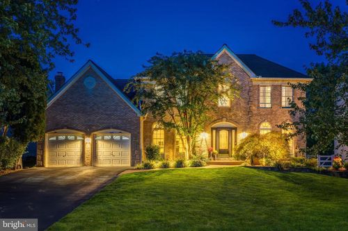 1319 Gatesmeadow Way, RESTON, VA, 20194-1426 | Card Image