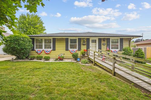 8715 34th Ave, Kenosha, WI, 53142-2530 | Card Image