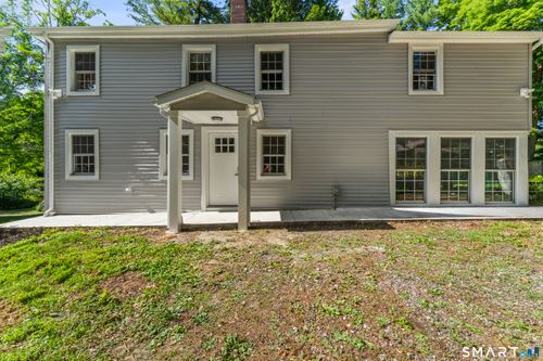 28 Walnut Hill Rd, Bethel, CT, 06801-1320 | Card Image