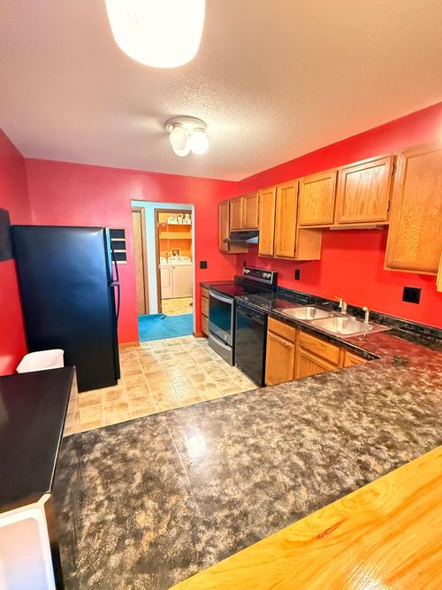 201-2550 18th St S, Fargo, ND, 58103-6657 | Card Image