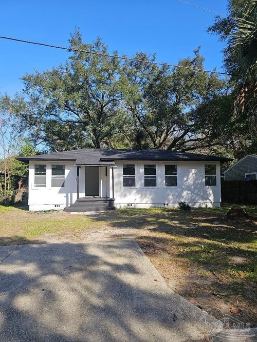 26 Kennington Dr, Pensacola, FL, 32507-1046 | Card Image