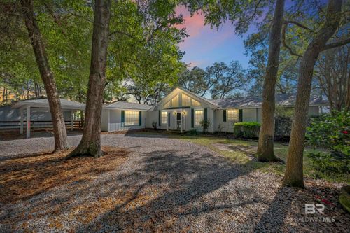 9496 Bay View Dr, Lillian, AL, 36549-5538 | Card Image