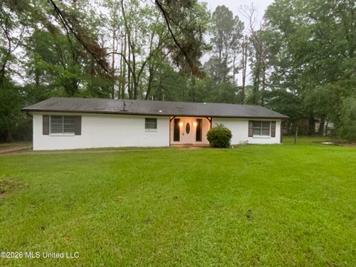 613 Upper Darby Rd, Jackson, MS, 39212-4652 | Card Image