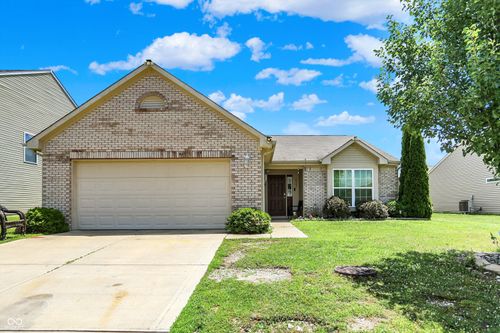 6383 Enclave Blvd, Greenwood, IN, 46143-6107 | Card Image