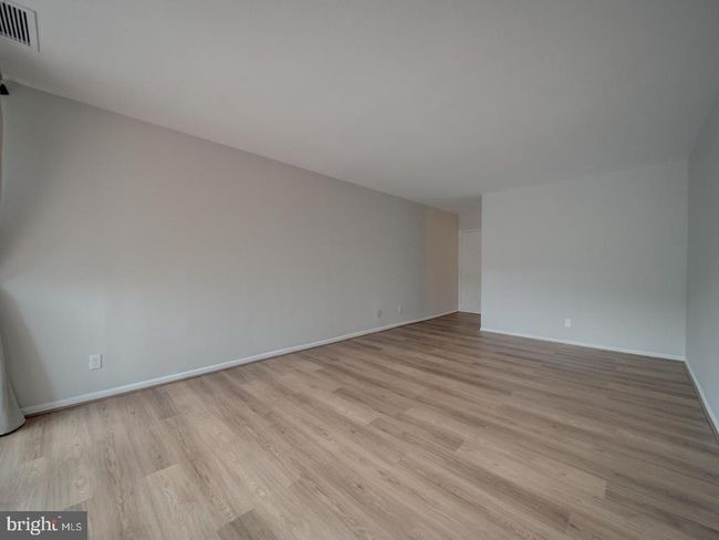 APT-101 - 5017 7 Th Rd S, Condo with 2 bedrooms, 2 bathrooms and null parking in ARLINGTON VA | Image 38