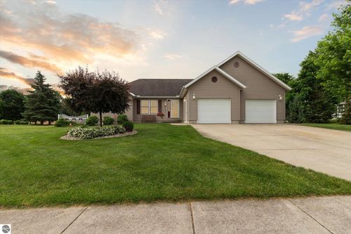 514 Westwind Ln, Ithaca, MI, 48847-1215 | Card Image