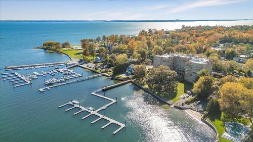 apt-4l-490 Bleeker Ave, Mamaroneck, NY, 10543-4546 | Card Image