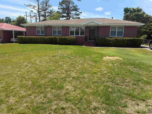 1922 Winston Dr, Macon, GA, 31206-3246 | Card Image