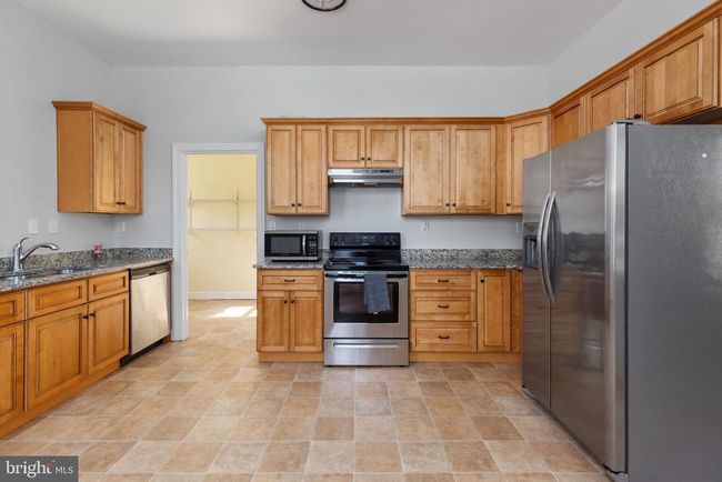 113 W Main St, House other with 5 bedrooms, 4 bathrooms and null parking in Wakefield VA | Image 12