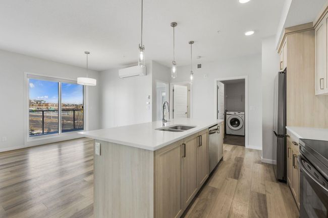 1201 - 220 Seton Grove Se, Condo with 2 bedrooms, 2 bathrooms and 1 parking in Calgary AB | Image 9