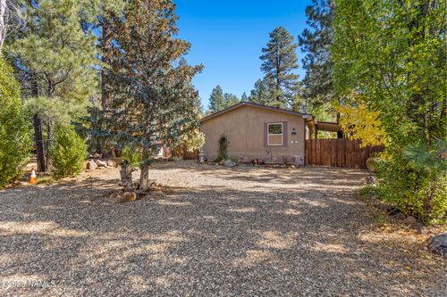 17085 Grizzley Ridge Rd, Munds Park, AZ, 86017-0114 | Card Image