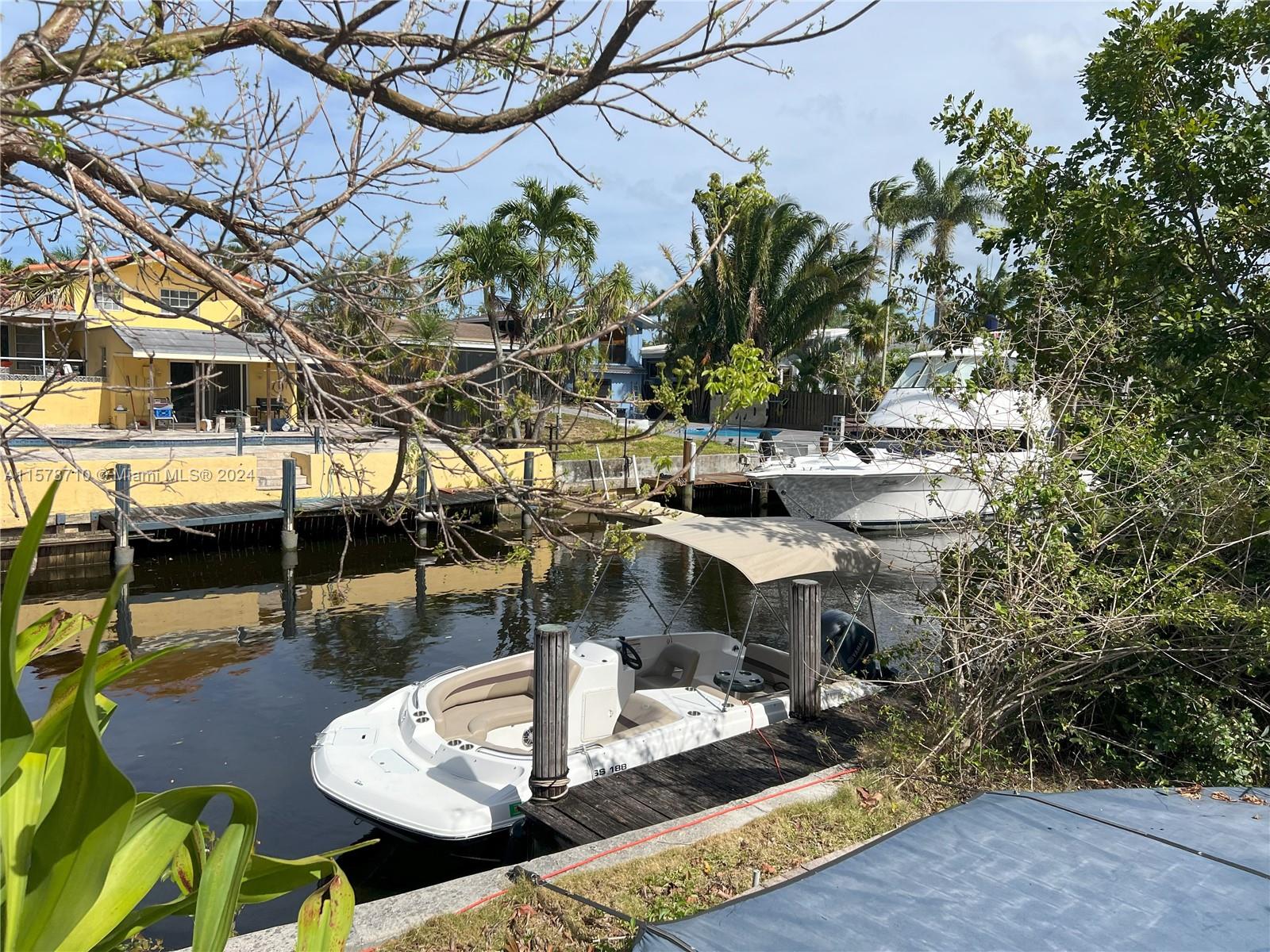 Sugarloaf Ln, Fort Lauderdale, FL 33312