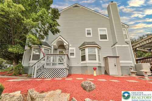1250 Forest Rd, Whitehall, PA, 18052-6216 | Card Image
