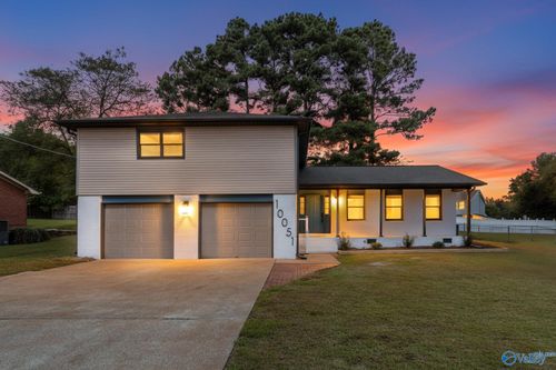 10051 Torino Dr Se, Huntsville, AL, 35803-1180 | Card Image