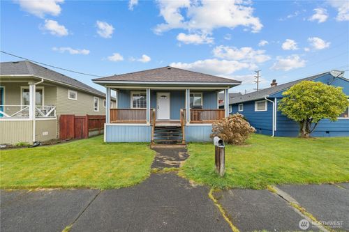 904 W 2nd St, Aberdeen, WA, 98520-5840 | Card Image