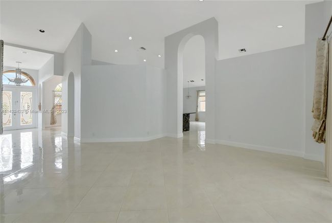 21698 Abington Ct, House other with 5 bedrooms, 3 bathrooms and null parking in Boca Raton FL | Image 8