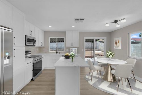 414 Dogwood St, Henderson, NV, 89015-5733 | Card Image