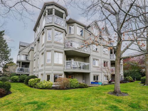 104-1687 Poplar Ave, Victoria, BC, V8P4K5 | Card Image
