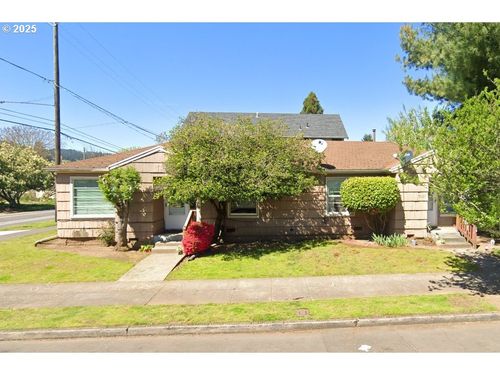 7003 N Tyler Ave, Portland, OR, 97203-4946 | Card Image