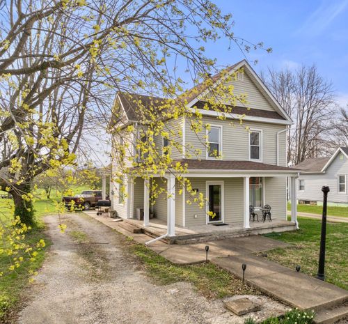 95 N Marion St, Holton, IN, 47023-8316 | Card Image