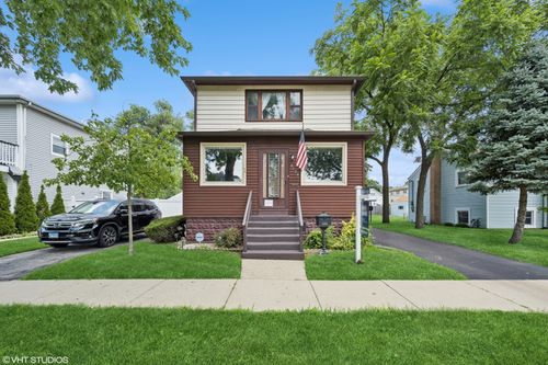 8124 44th St, Lyons, IL, 60534-3241 | Card Image