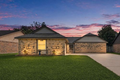 16738 Barkentine Ln, Friendswood, TX, 77546-2367 | Card Image