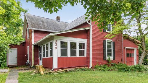 339 W Maple St, Granville, OH, 43023-1142 | Card Image