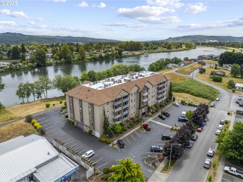 102-1548 River Rd, Longview, WA, 98632-3293 | Card Image