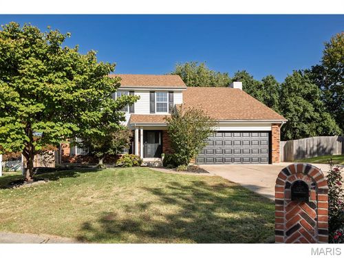 21 Quiet Falls Ct, Saint Charles, MO, 63304-2414 | Card Image