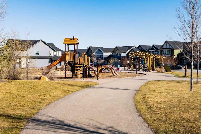 7 Sundown Cres, House other with 4 bedrooms, 4 bathrooms and 4 parking in Cochrane AB | Image 48