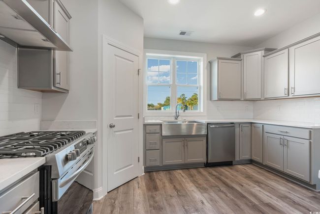 61 Yale Pl, House other with 4 bedrooms, 3 bathrooms and 4 parking in Pawleys Island SC | Image 5