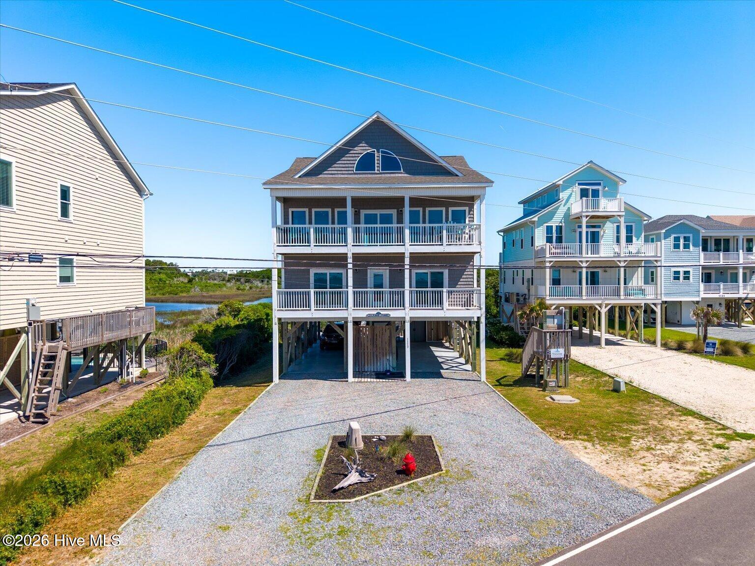 Residential in North Topsail Beach